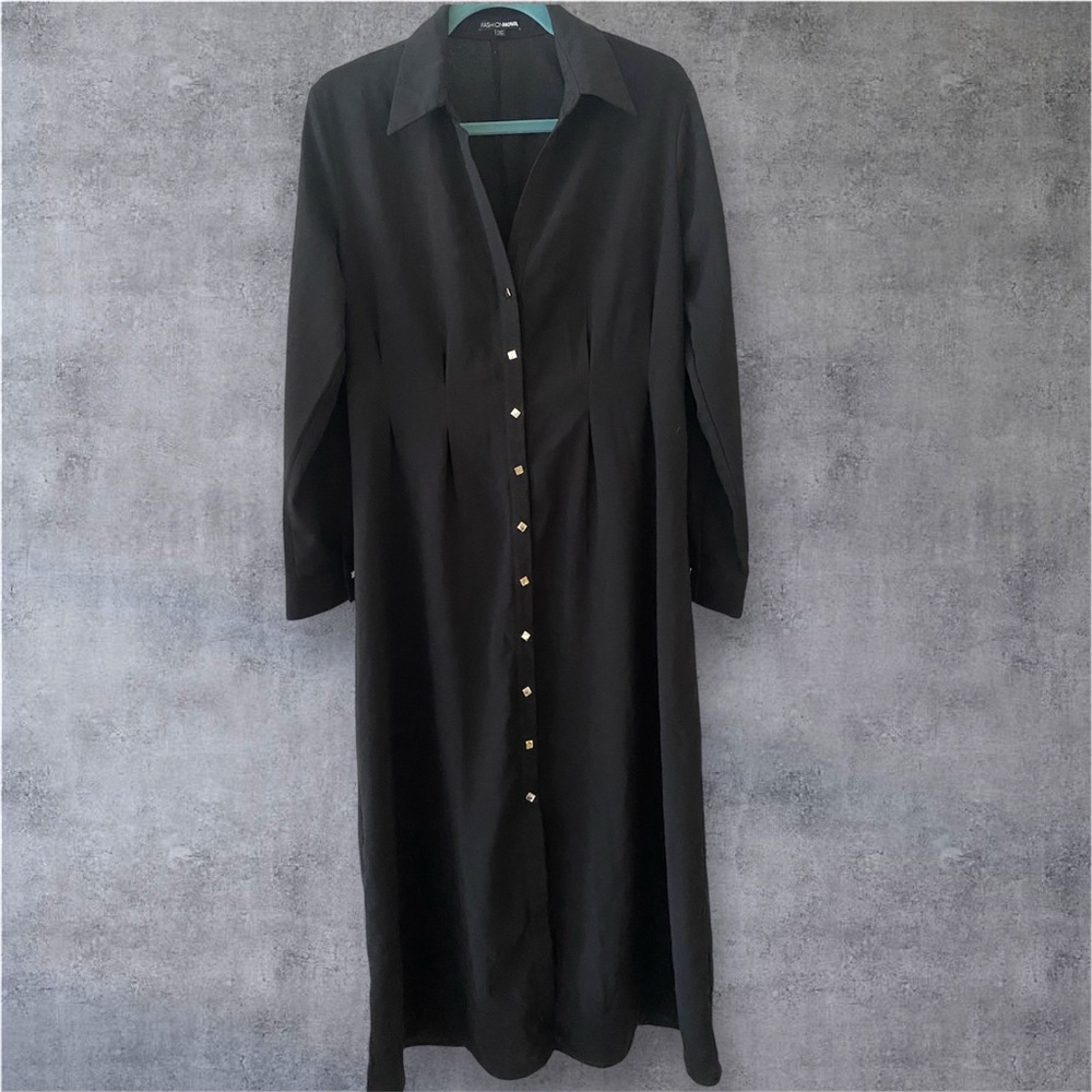 Fashion Nova Classic Black Button-Down Maxi Dress. Size XL